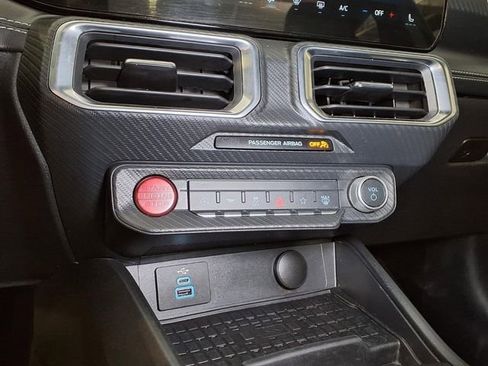 Used 2024 Ford Mustang Premium image 8