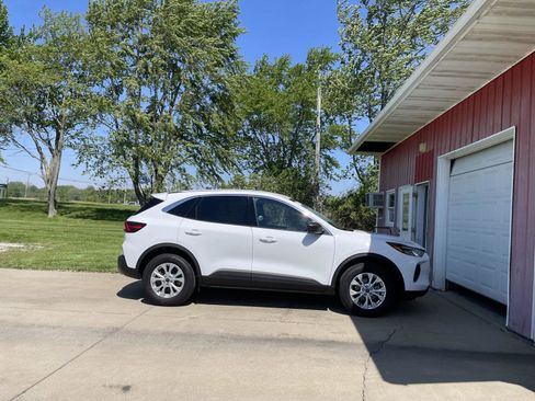 Used 2024 Ford Escape Active w/ Tech Pack #1 AWD/4WD image 6