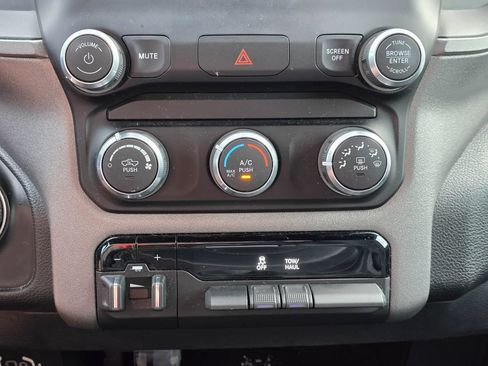 Used 2021 RAM 2500 Tradesman AWD/4WD image 18