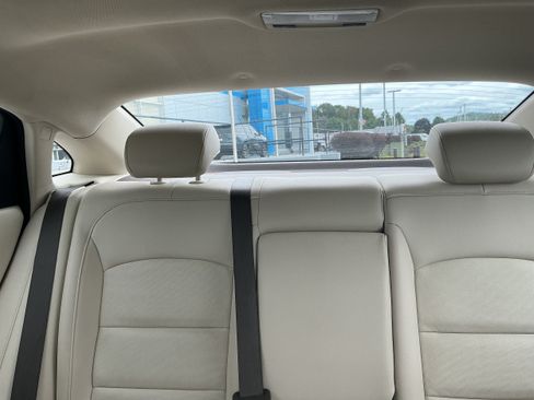 Certified 2024 Chevrolet Malibu LT FWD image 13