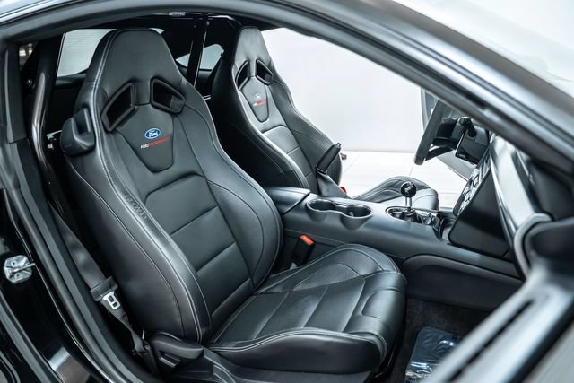 Used 2016 Ford Mustang GT w/ GT Performance Package RWD image 29