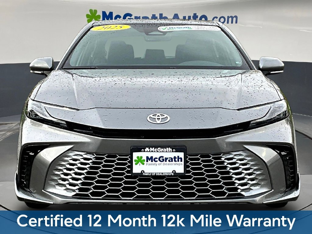 Used 2025 Toyota Camry XSE FWD image 2