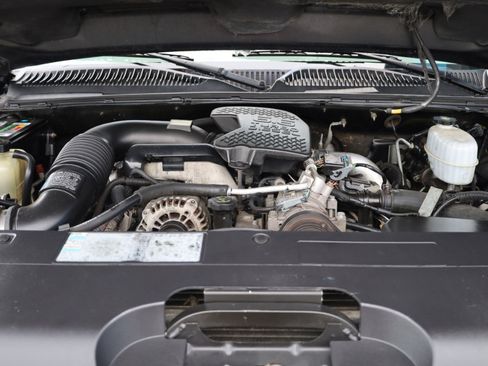 Used 2005 Chevrolet Silverado 3500 LT w/ Heavy-Duty Power Package image 16