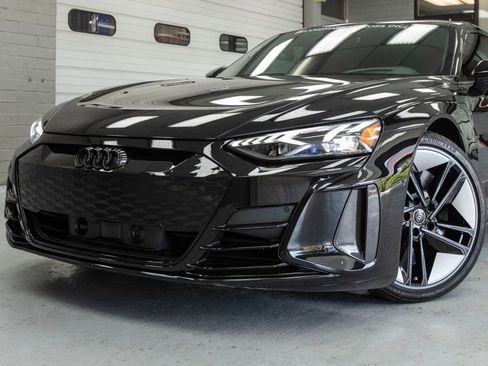 Used 2024 Audi RS e-tron GT w/ Ceramic Brake Package image 14