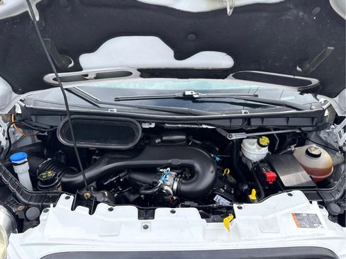 Used 2017 Ford Transit 250 130 Low Roof RWD image 11