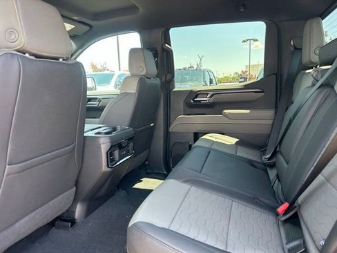 New 2026 Chevrolet Silverado 1500 ZR2 w/ LPO, Dark Essentials Package AWD/4WD image 27