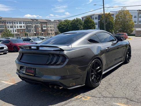 Used 2018 Ford Mustang GT RWD image 10