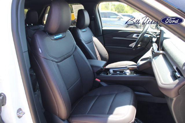 New 2026 Ford Explorer Platinum RWD image 7