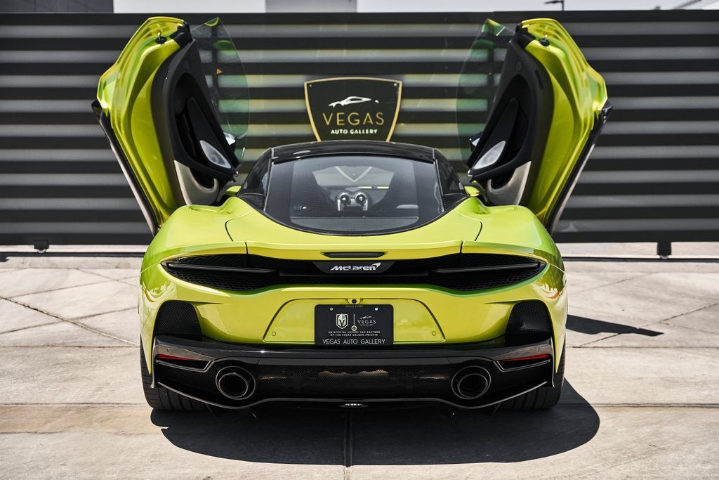 Used 2023 McLaren GT RWD image 24