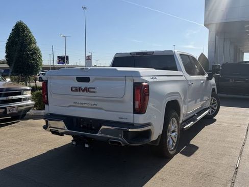 Used 2022 GMC Sierra 1500 SLT AWD/4WD image 5