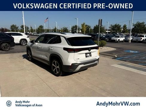 Used 2026 Volkswagen Tiguan SE w/ Panoramic Sunroof Package AWD/4WD image 4