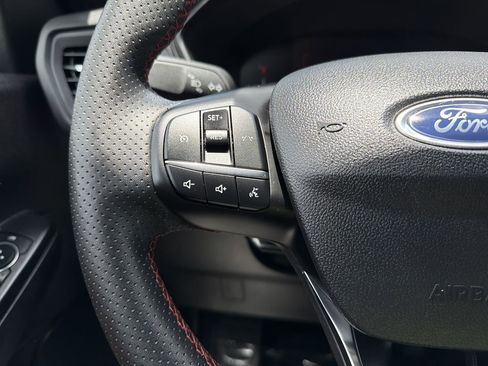 Used 2025 Ford Escape ST-Line AWD/4WD image 24