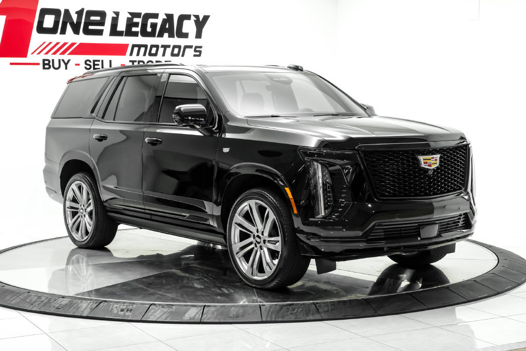Used 2026 Cadillac Escalade Sport w/ Touring Package AWD/4WD image 3