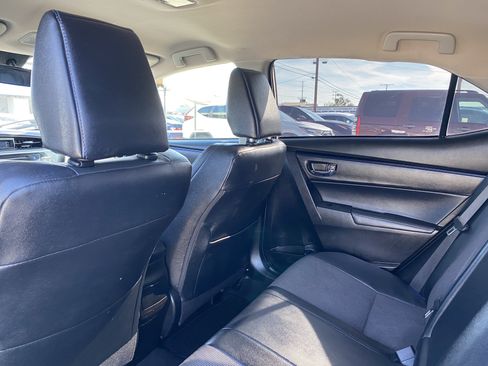 Used 2017 Toyota Corolla SE image 17