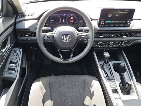 Certified 2023 Honda Accord EX image 12