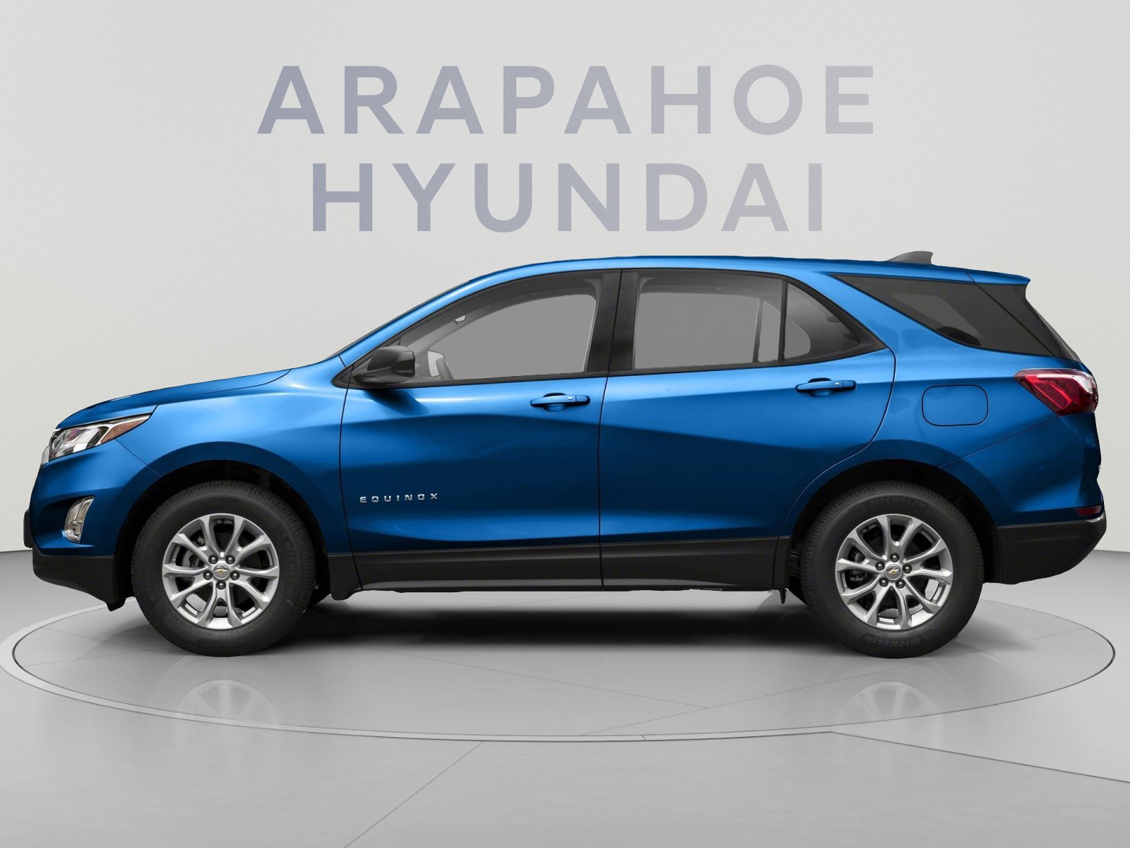 Used 2019 Chevrolet Equinox LS w/ LS Convenience Package FWD image 3