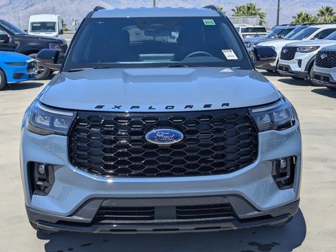 New 2026 Ford Explorer ST-Line w/ ST-Line Street Pack RWD image 6