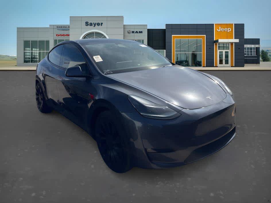 Used 2022 Tesla Model Y Performance AWD/4WD image 2
