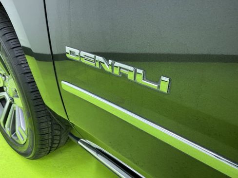 Used 2018 GMC Yukon Denali w/ Denali Ultimate Package image 14