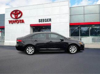 Used 2025 Toyota Corolla LE video 2
