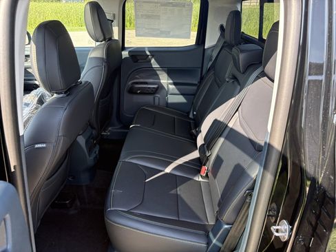 New 2025 Ford Maverick Lobo image 23