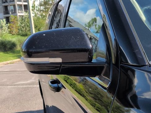 Used 2024 Ford Expedition XLT RWD image 12