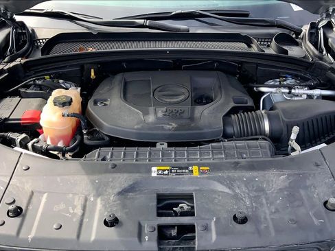 Used 2023 Jeep Grand Cherokee L Summit w/ Luxury Tech Group V image 32