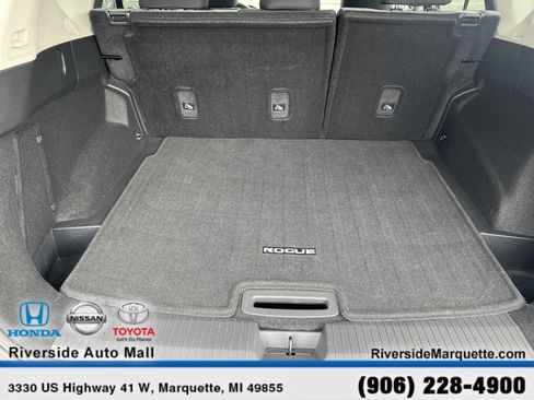 Used 2023 Nissan Rogue SV AWD/4WD image 7
