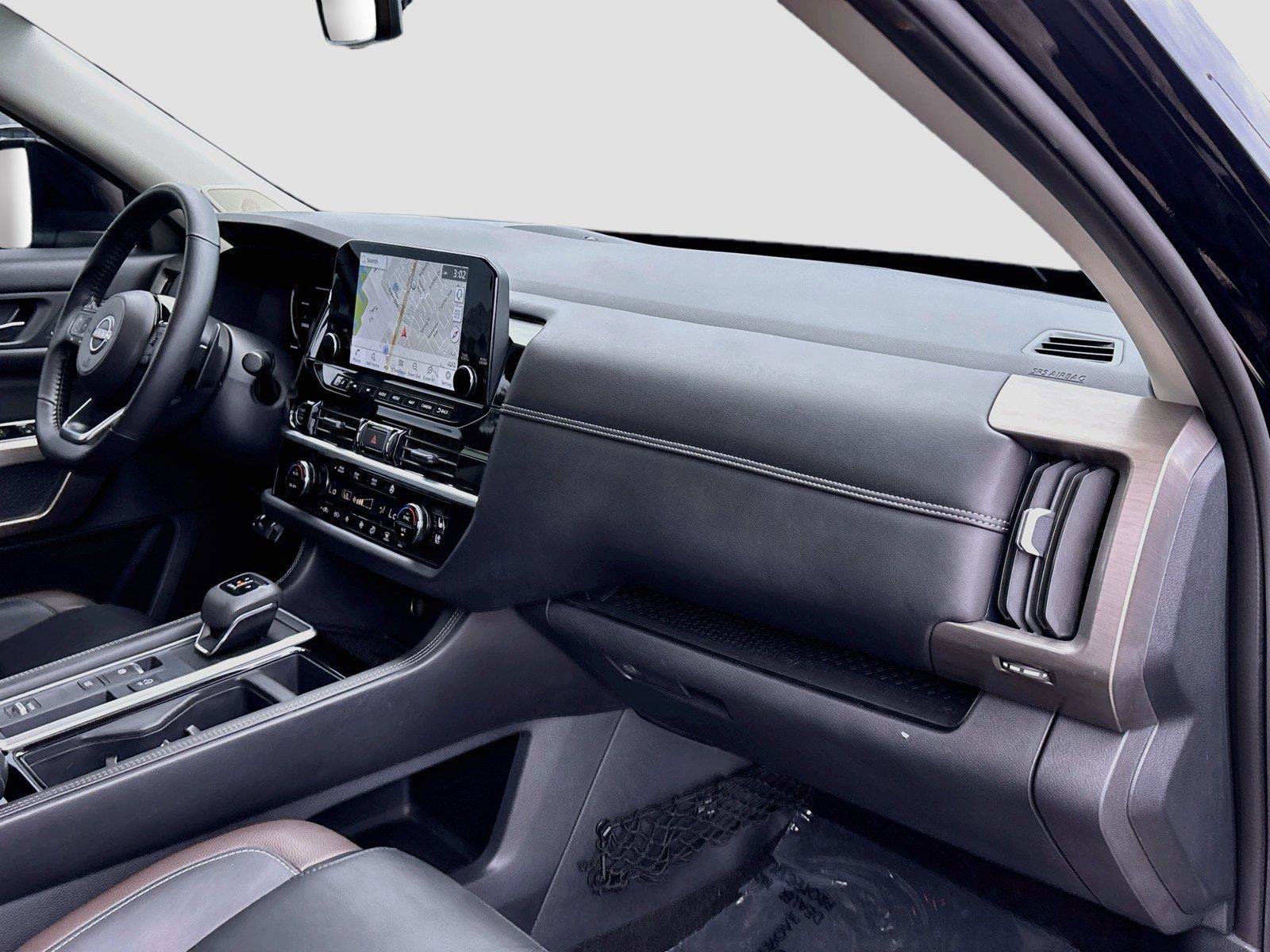 Used 2024 Nissan Pathfinder Platinum w/ Cargo Package FWD image 31