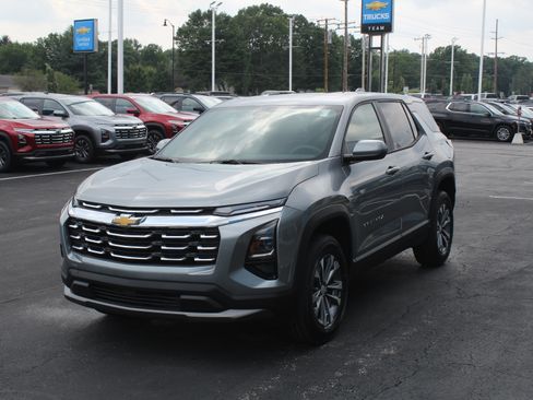 New 2027 Chevrolet Equinox LT FWD image 7