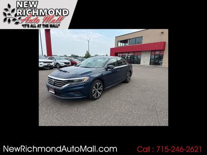 Used 2022 Volkswagen Passat 2.0T SE