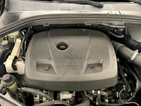 Used 2017 Volvo XC60 T5 Dynamic w/ Preferred Option Package FWD image 29