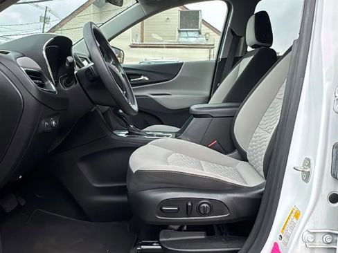 Used 2021 Chevrolet Equinox LT image 10