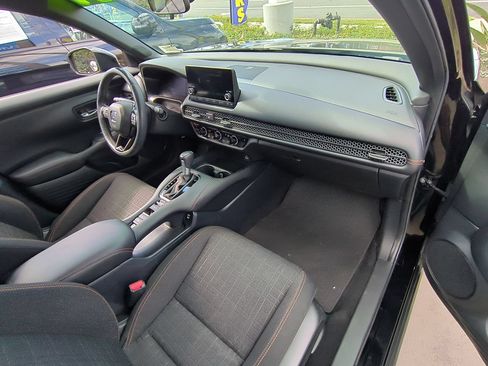 Used 2024 Honda HR-V Sport image 27
