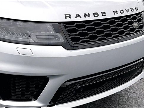Used 2020 Land Rover Range Rover Sport HST image 28