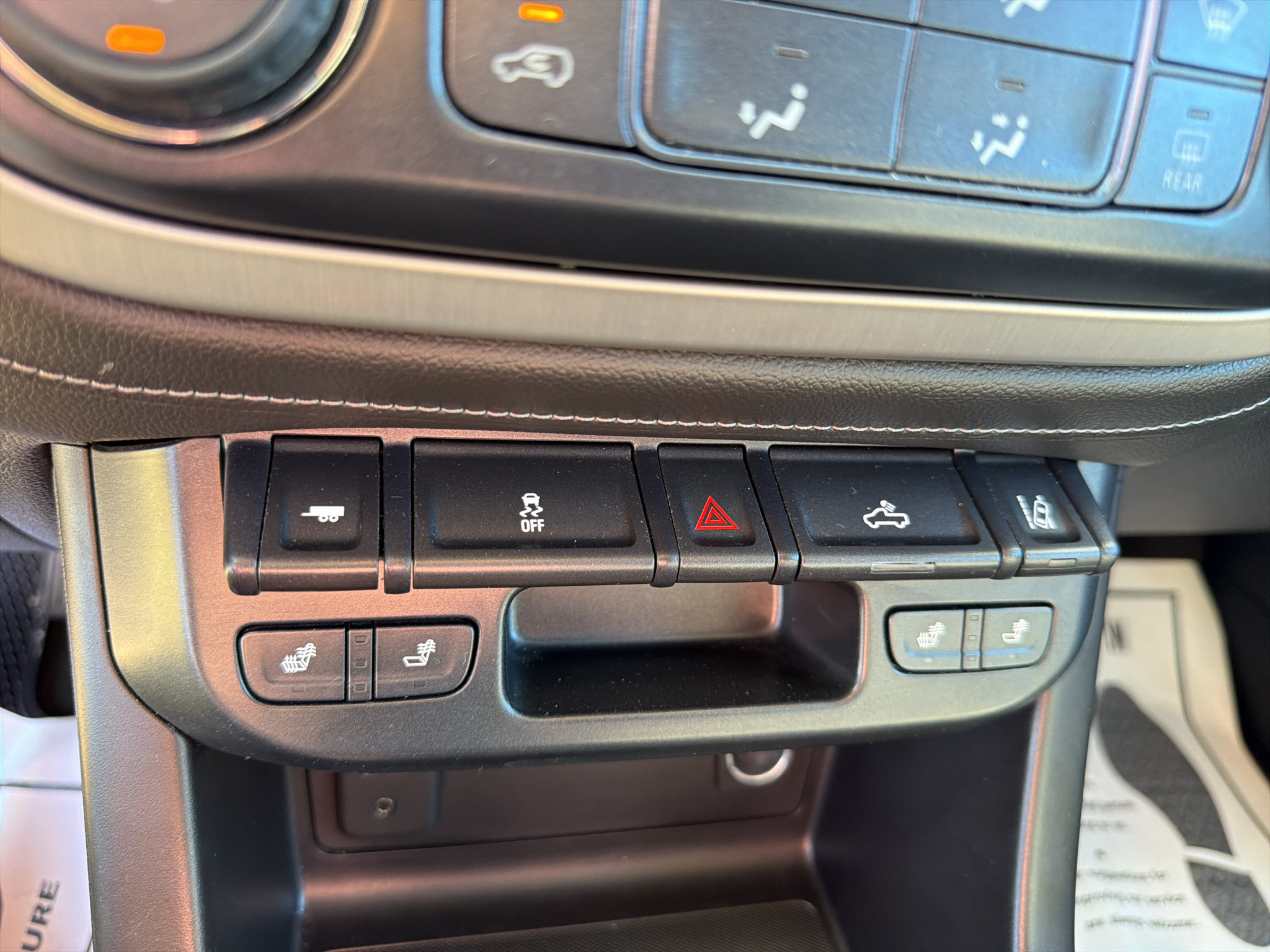 Used 2016 GMC Canyon SLT w/ Driver Alert Package AWD/4WD image 12