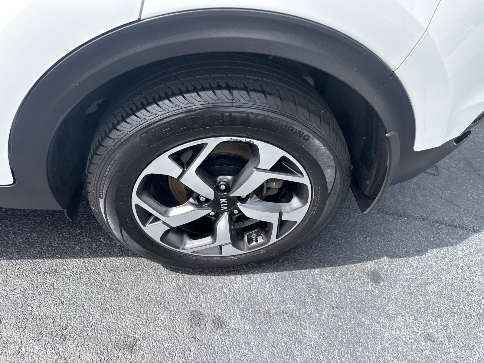 Used 2020 Kia Sportage LX AWD/4WD image 14