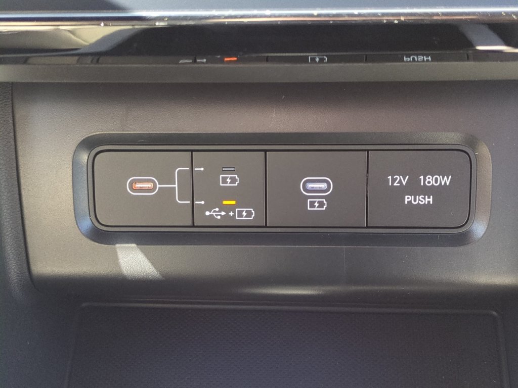 New 2026 Hyundai Tucson Limited AWD/4WD image 25