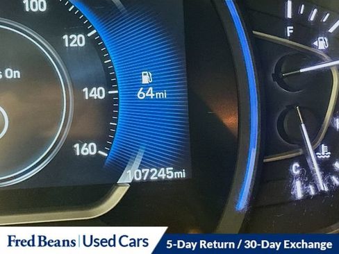 Used 2019 Hyundai Santa Fe SEL AWD/4WD image 18