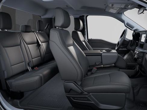 New 2025 Ford F250 XL w/ XL Chrome Package image 28