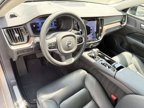 Certified 2023 Volvo S60 T8 Plus w/ Climate Package AWD/4WD image 9
