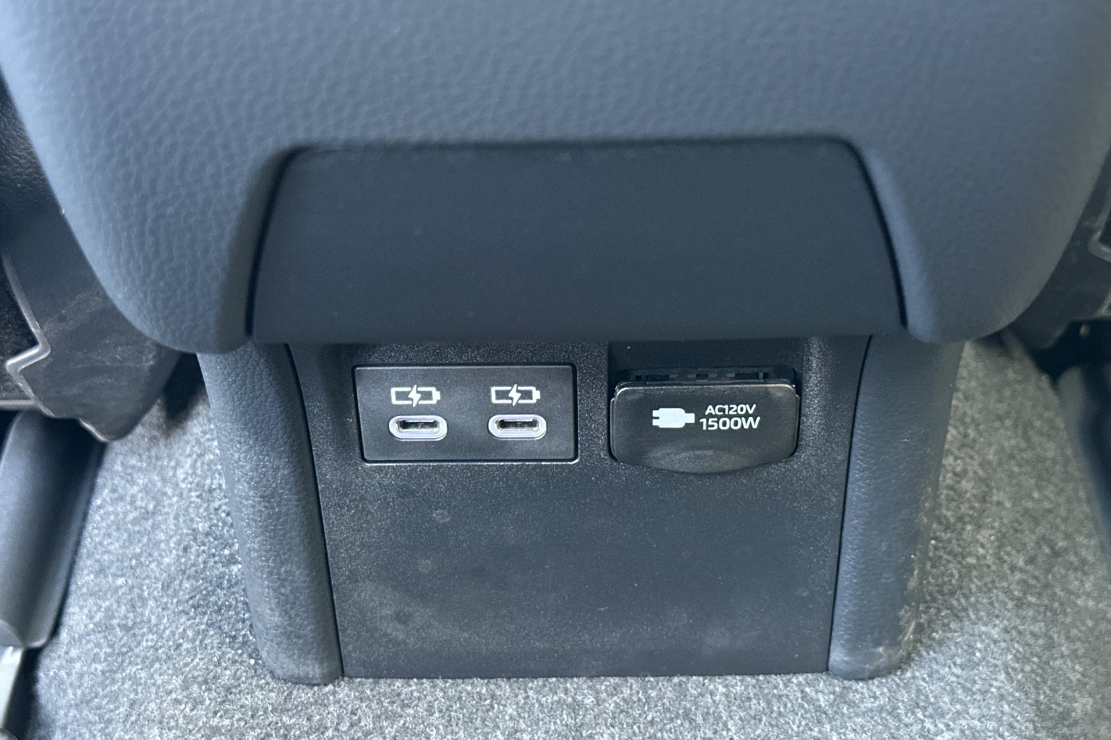 Used 2026 Toyota Prius Plug-In Hybrid FWD image 15