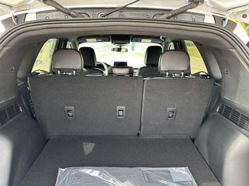 New 2026 Ford Escape ST-Line w/ Cold Weather Package image 17