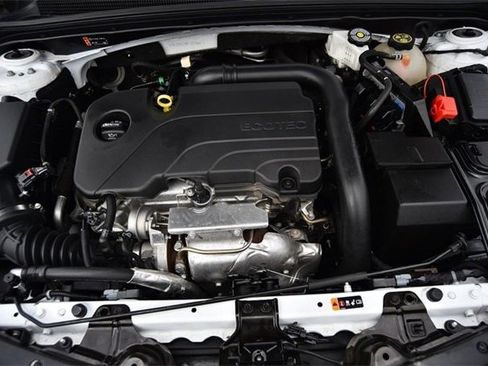 Used 2024 Chevrolet Malibu LT image 22