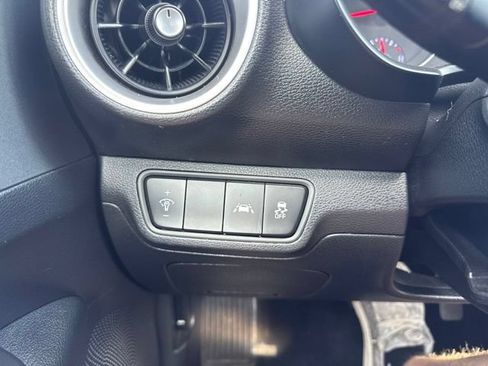 Used 2020 Kia Forte LXS FWD image 23
