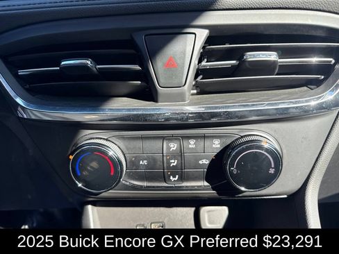 Used 2025 Buick Encore GX Preferred AWD/4WD image 27