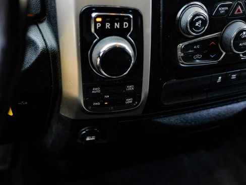 Used 2019 RAM 1500 Big Horn AWD/4WD image 27