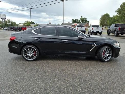 Used 2019 Genesis G70 3.3T Advanced w/ Prestige Package RWD image 3