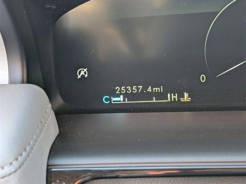 Used 2022 Lincoln Nautilus Reserve image 24