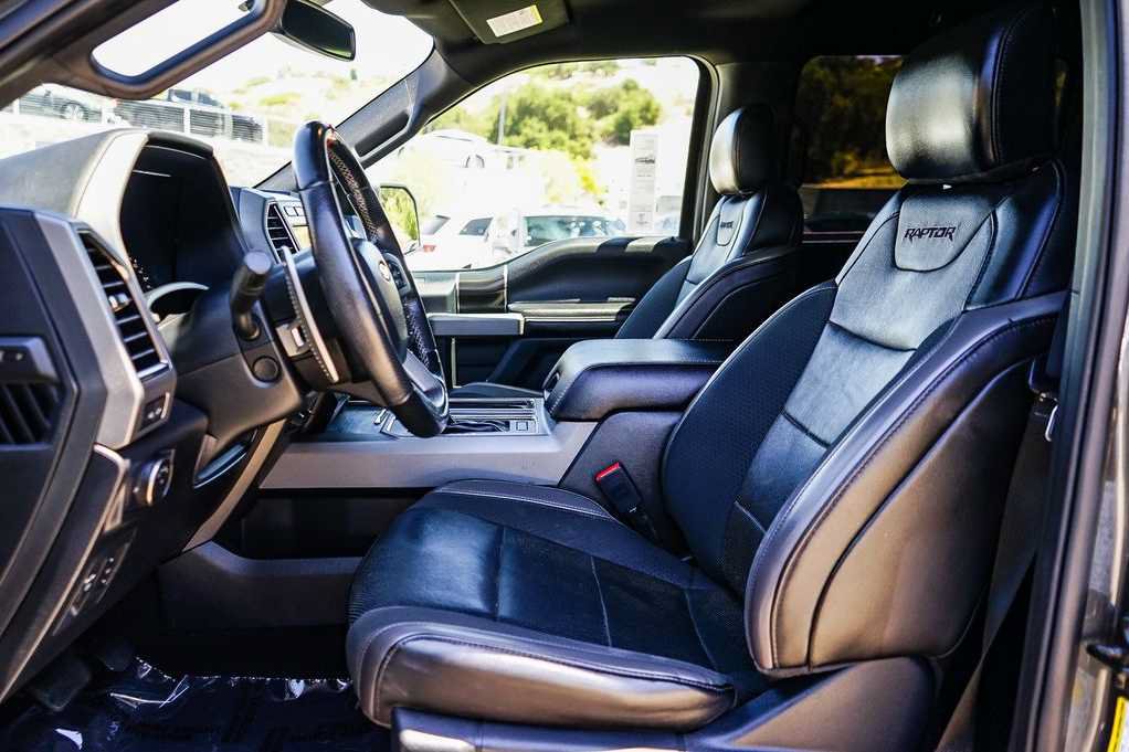 Used 2019 Ford F150 Raptor w/ Equipment Group 802A Luxury AWD/4WD image 16